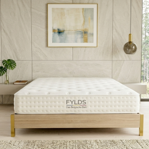 【舒壓科學設計：為深度睡眠量身打造】 高品質的睡眠不只是休息，更是儲備明日動能的關鍵。「夏洛特床墊」透過以下技術，優化您的睡眠環境： 環境溫控技術： 日本冰晶紗表布結合 Latexco 涼感乳膠，能迅速帶走皮膚表層的悶熱感，營造舒爽的入眠氛圍，協助身體進入深層放鬆狀態。 身體曲線支撐： 核心「硬式獨立筒」搭配 PUES 加強型護邊，確保身體在各種睡姿下都能維持自然平穩，讓背部肌肉得到充分的休息與舒緩。 零感舒壓釋放： 航太級竹炭記憶綿能柔順地分散身體壓力點，大幅減少夜間翻身次數，讓全身壓力得到均衡釋放，提升睡眠的平穩度。